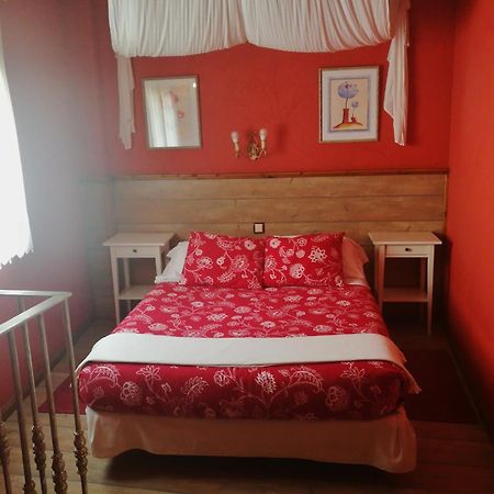 Apartamentos Melchor De Linan Torrelaguna Exteriör bild