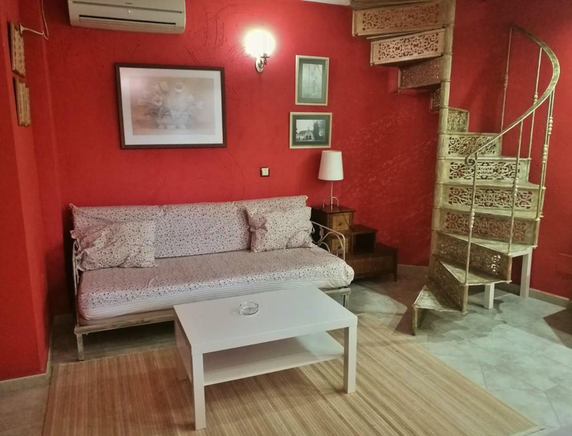 Apartamentos Melchor De Linan Torrelaguna Exteriör bild